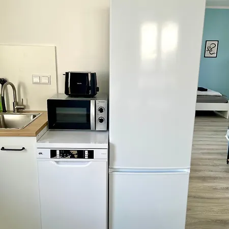 Apartment Handwerker - Wlan - Kueche - Bad - Bis Zu 4 Personen *